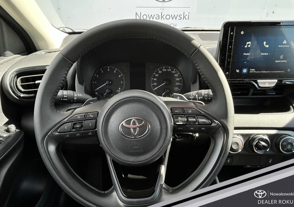 Toyota Yaris cena 104500 przebieg: 1, rok produkcji 2024 z Wałbrzych małe 46